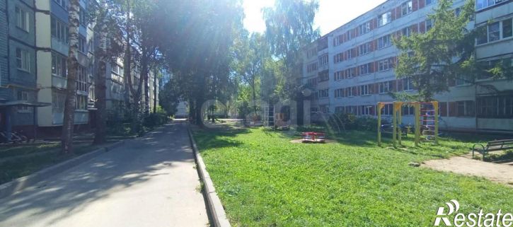 2-комн квартира ул Сутырина, 14,  д. 14