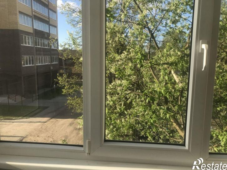 2-комн квартира Смирнова Юрия ул, 65