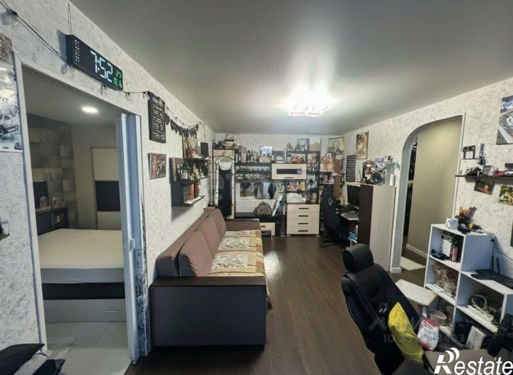 2-комн квартира мкр Черноречье, 18,  д. 18