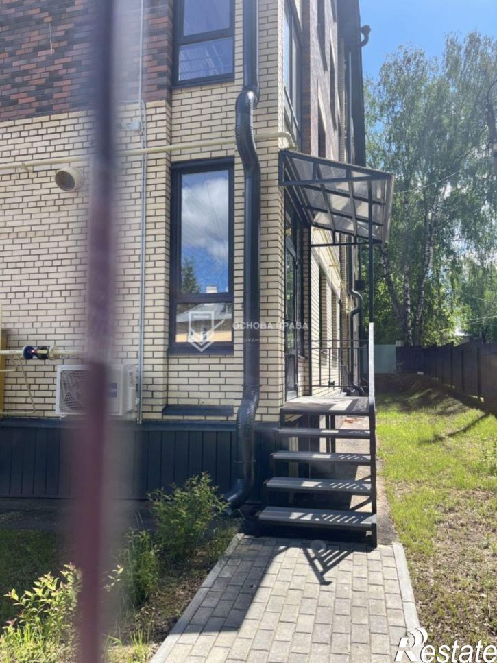 2-комн квартира Петрковский б-р, 10,  д. 10