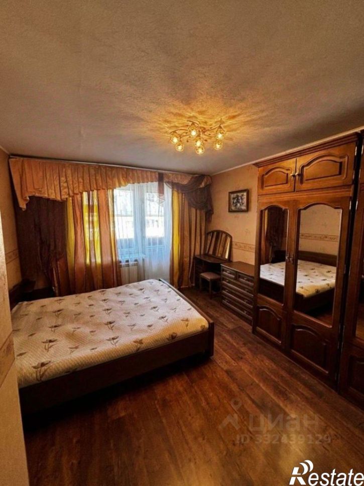 4-комн квартира ул Гагарина, 2а,  д. 2а