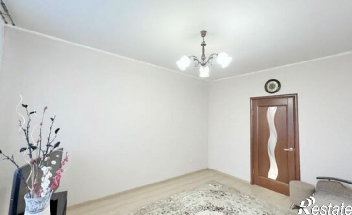2-комн квартира Рабочий пр-кт, 8,  д. 8
