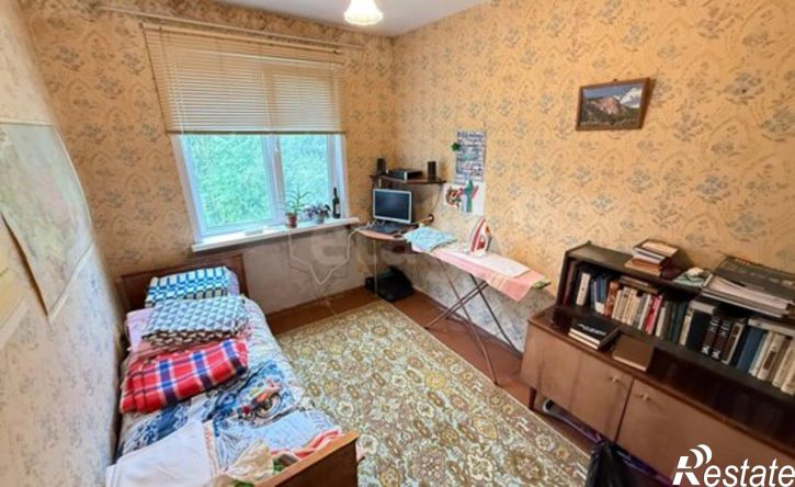 4-комн квартира мкр Якиманиха, 8,  д. 8