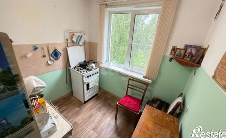 4-комн квартира мкр Якиманиха, 8,  д. 8