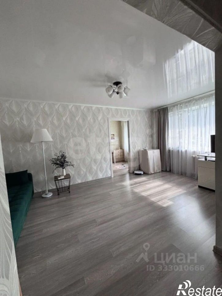 2-комн квартира мкр Черноречье, 24,  д. 24