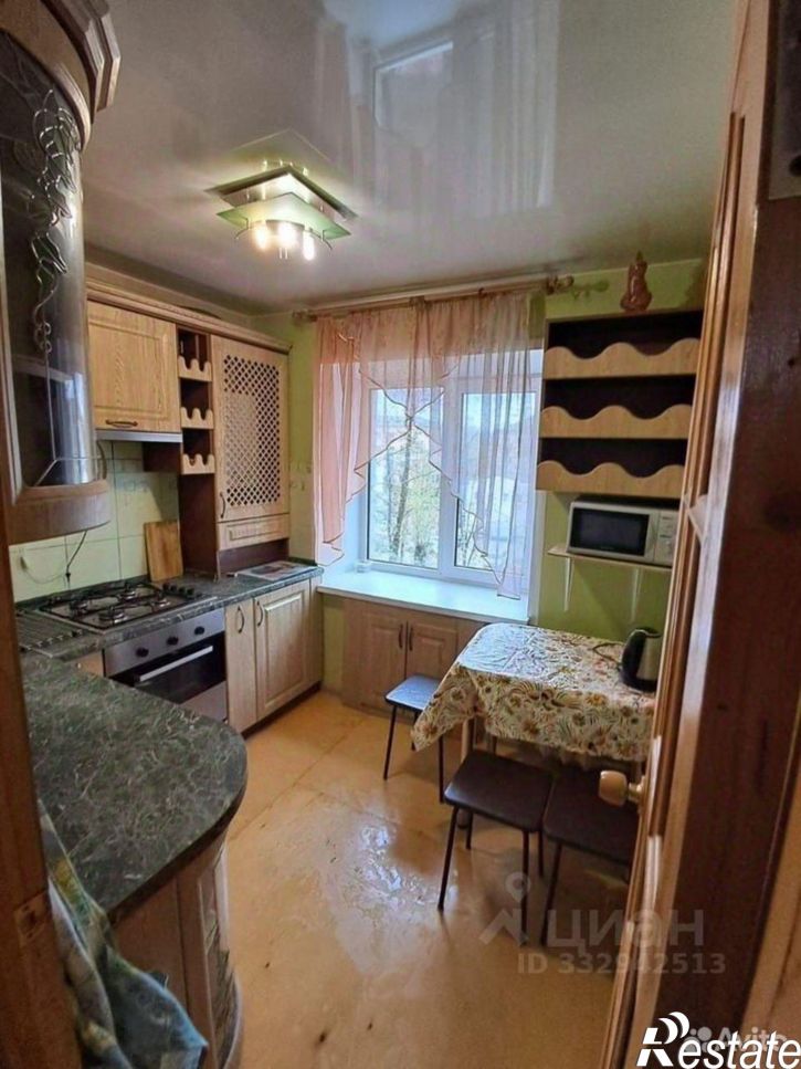 2-комн квартира ул Титова, 13,  д. 13