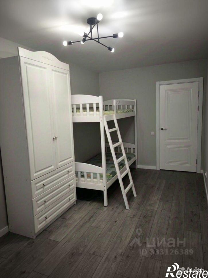 3-комн квартира мкр Черноречье, 34,  д. 34