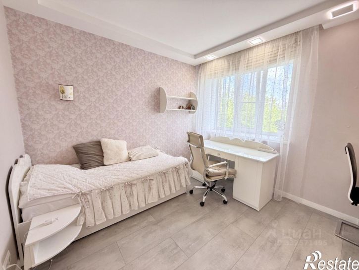 3-комн квартира Петрковский б-р, 30,  д. 30