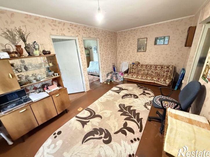 4-комн квартира мкр Якиманиха, 8,  д. 8