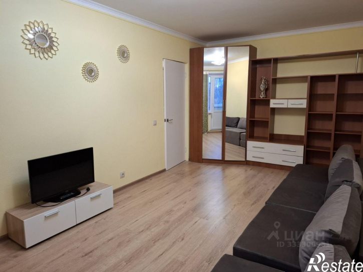 2-комн квартира ул 8 Марта, 54,  д. 54