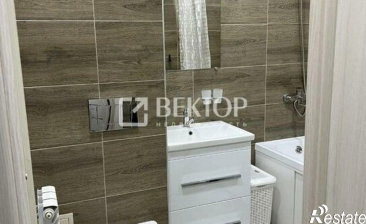1-комн квартира мкр "Венеция", 65,  д. 65