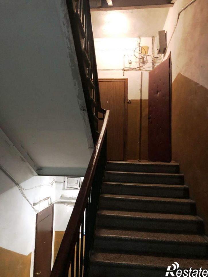 2-комн квартира Титова ул, 6
