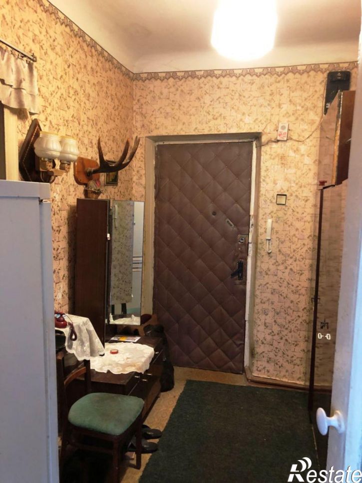 2-комн квартира Титова ул, 6