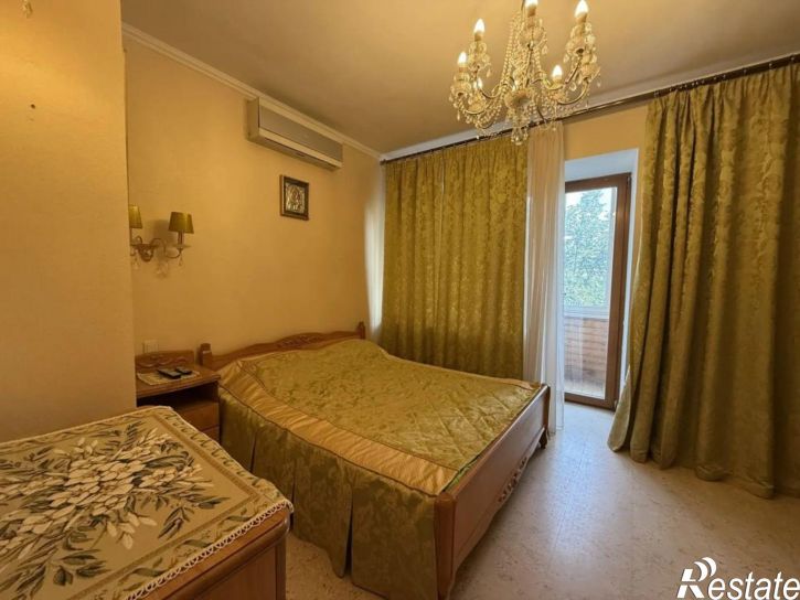4-комн квартира Овражная ул, 7