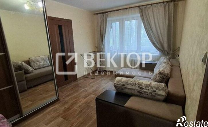 2-комн квартира мкр Черноречье, 12,  д. 12