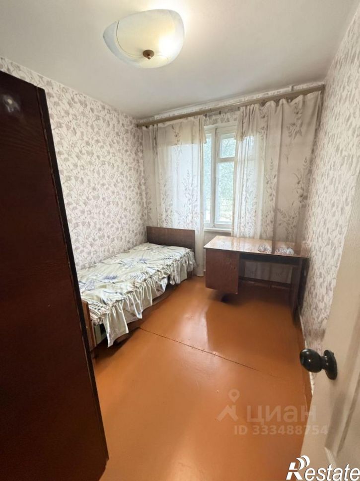 4-комн квартира Юбилейный мкр, 21,  д. 21
