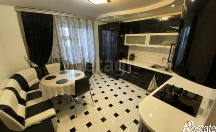3-комн квартира ул Сусанина Ивана, 30,  д. 30