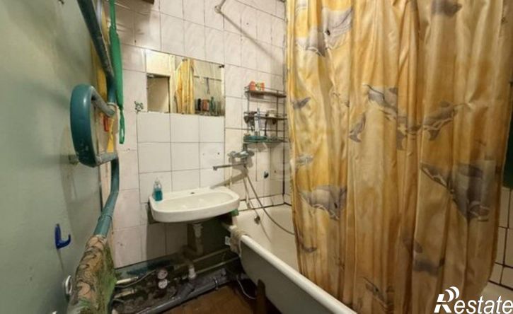 3-комн квартира ул Сутырина, 10,  д. 10