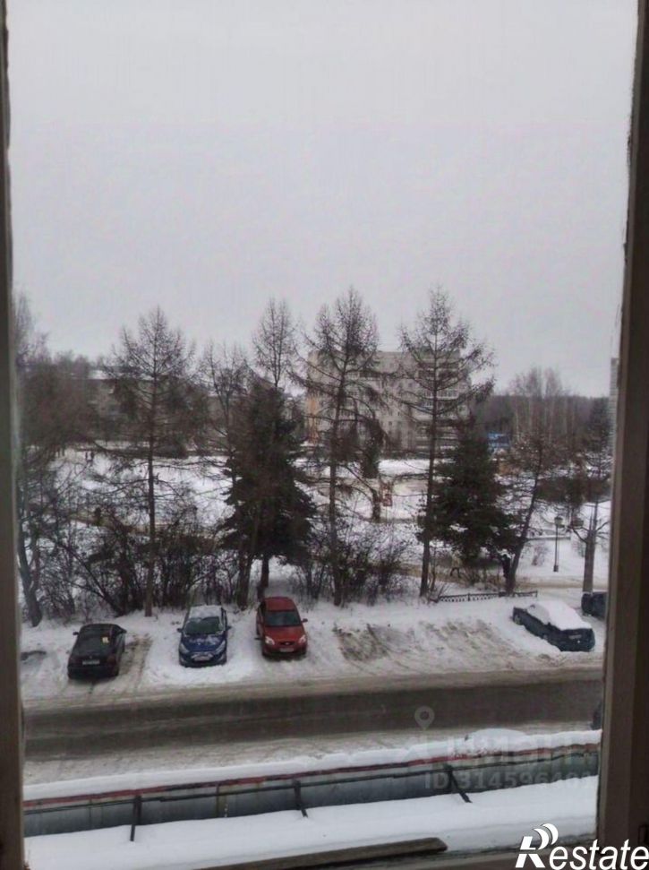 3-комн квартира улица Стопани, 31,  д. 31