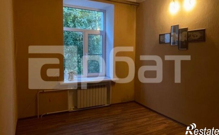 4-комн квартира улица Ткачей, 2,  д. 2