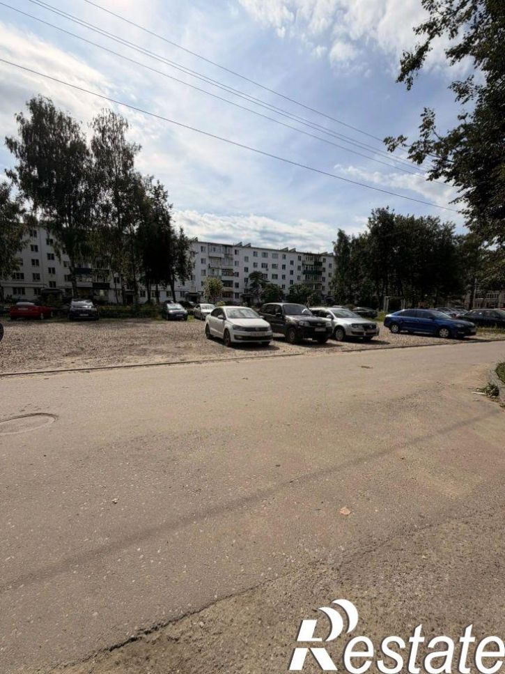 2-комн квартира мкр Якиманиха, 13,  д. 13
