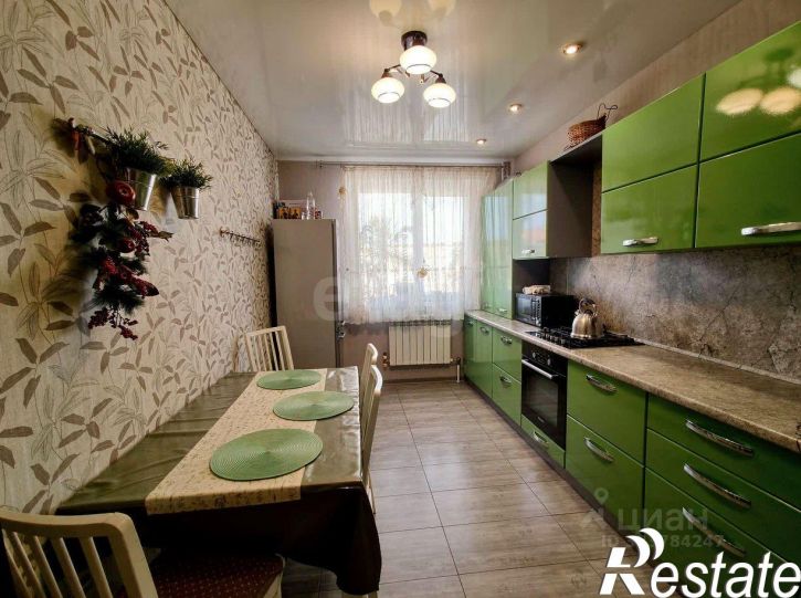 3-комн квартира ул Александра Григорова, 2,  д. 2