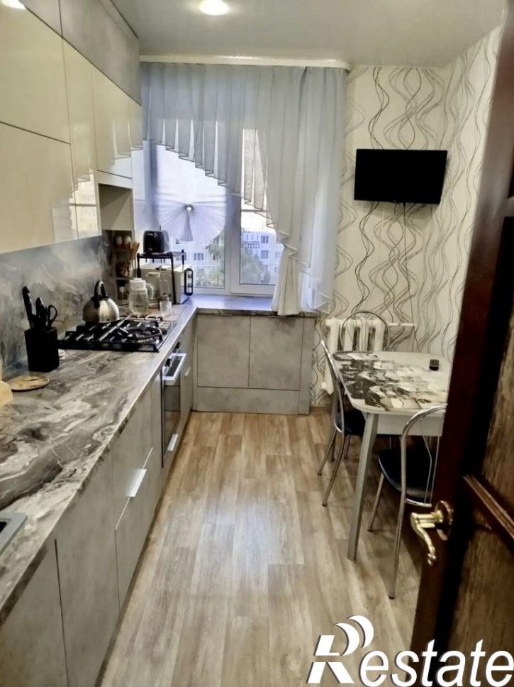 2-комн квартира Текстилей ул, 31