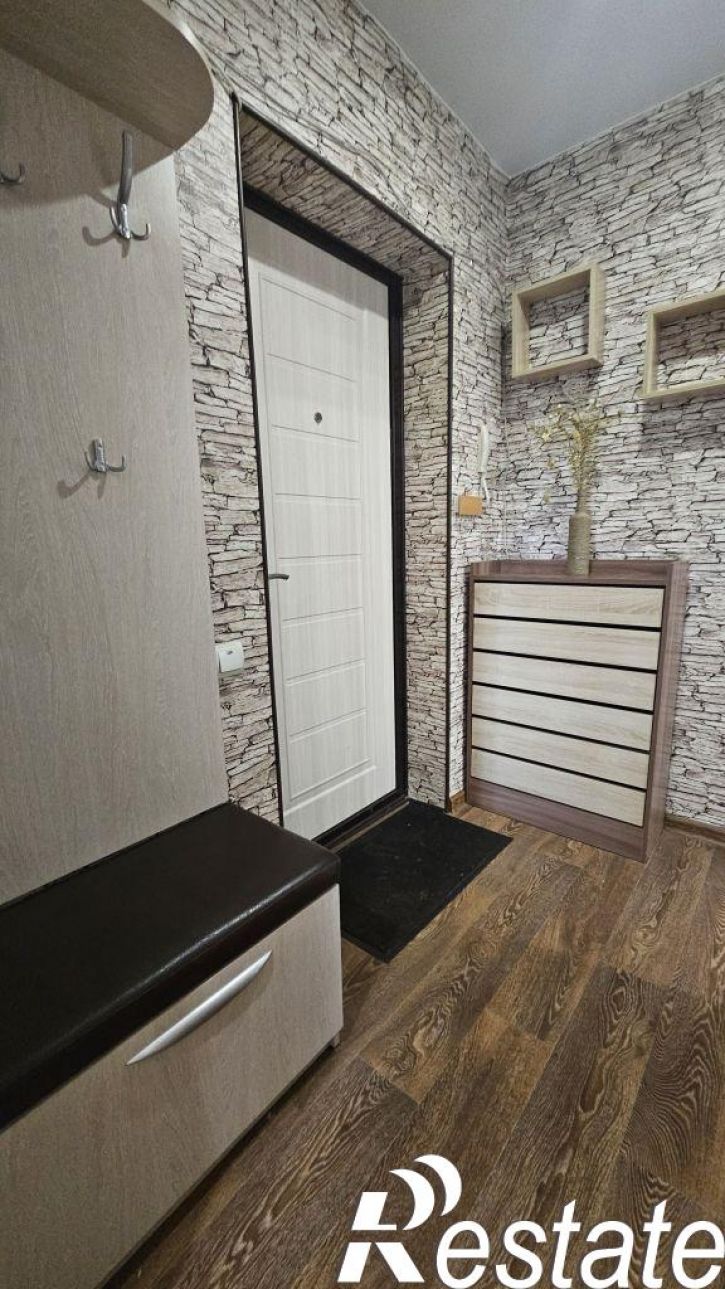 1-комн квартира Коммунаров ул, 6
