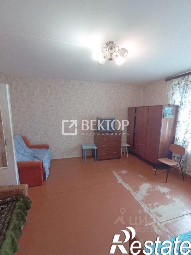 3-комн квартира Индустриальная улица, 21,  д. 21