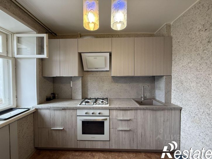 3-комн квартира улица Стопани, 31,  д. 31