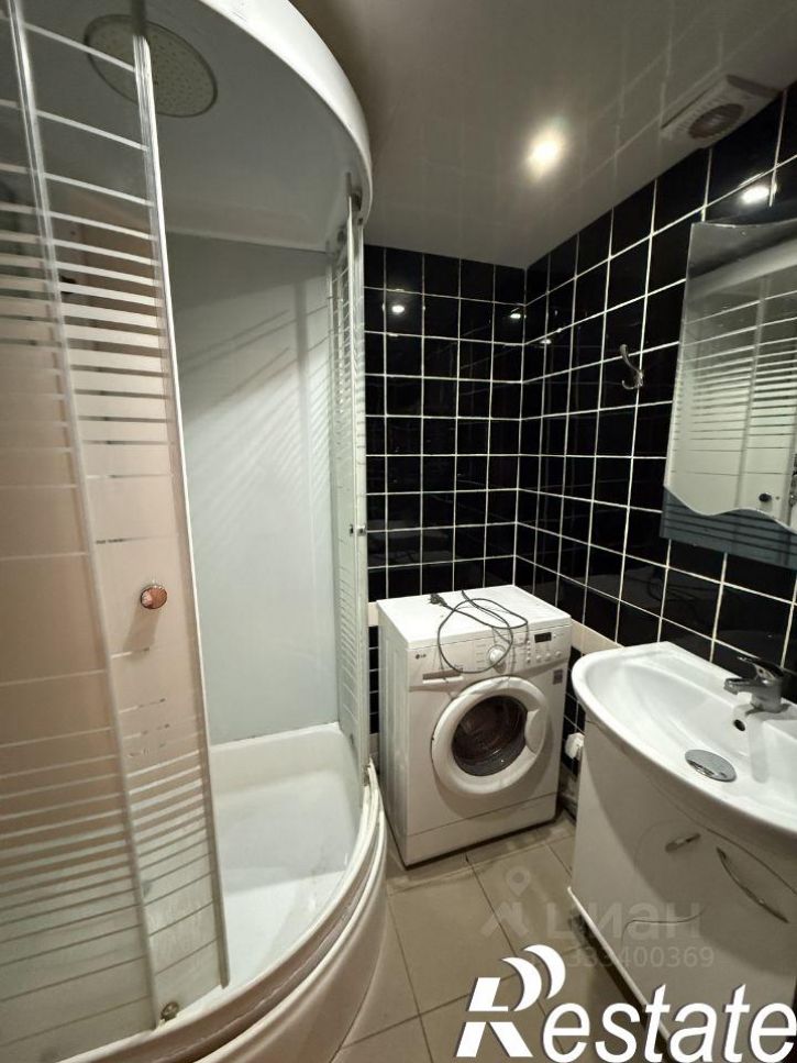 3-комн квартира улица Стопани, 31,  д. 31