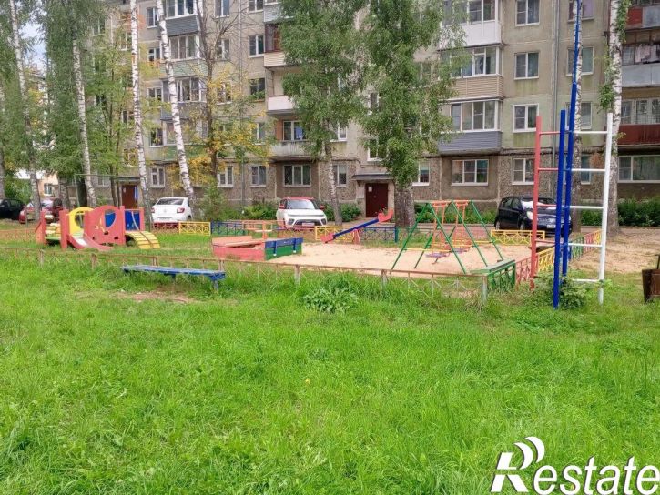 3-комн квартира микрорайон Черноречье, 20
