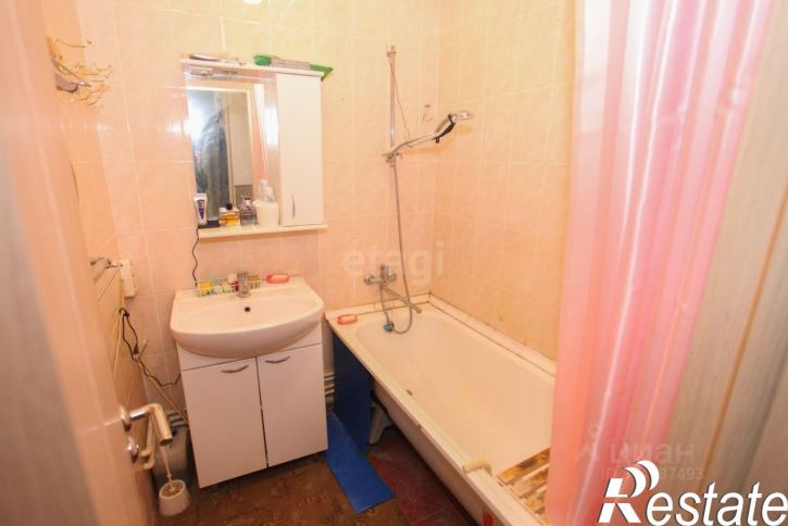2-комн квартира улица Нижняя Дебря, 102А к3,  д. 102А к3