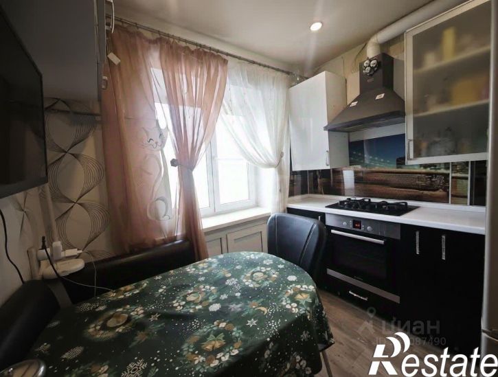 3-комн квартира мкр Черноречье, 13,  д. 13