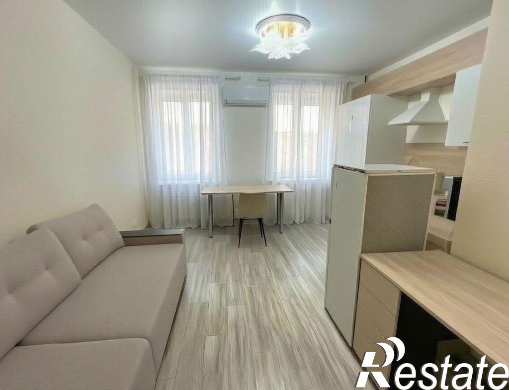 Купить квартиру за 3 000 000 рублей на Венеция мкр, 73