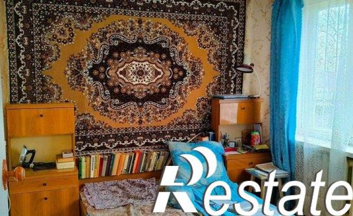 4-комн квартира улица Ивана Сутырина, 10,  д. 10