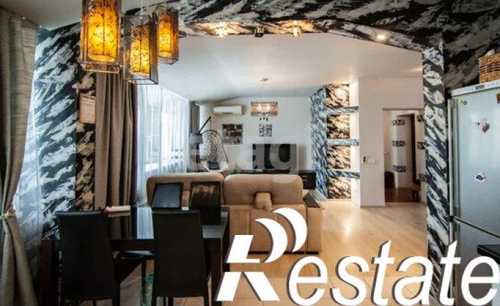 3-комн квартира улица Стопани, 32,  д. 32