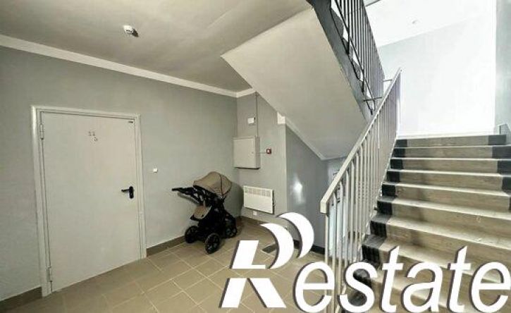 3-комн квартира улица 8 Марта, 55,  д. 55