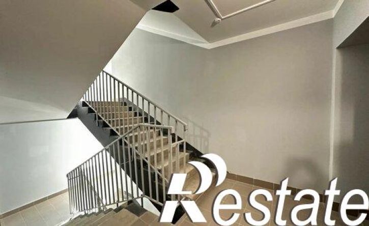 3-комн квартира улица 8 Марта, 55,  д. 55