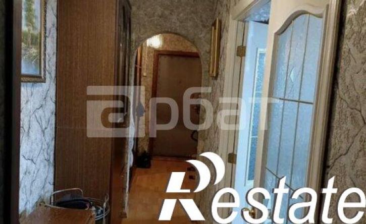 3-комн квартира улица Войкова, 35,  д. 35