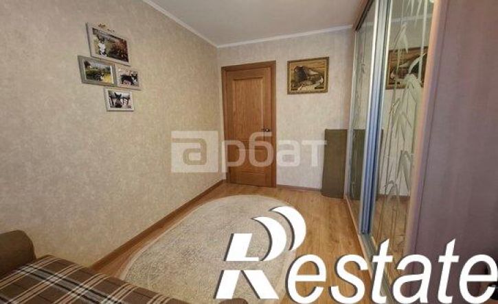 4-комн квартира улица Гагарина, 2А,  д. 2А