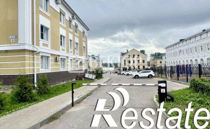 3-комн квартира улица Нижняя Дебря, 32Б,  д. 32Б