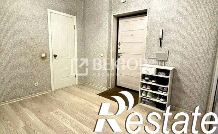 3-комн квартира улица Нижняя Дебря, 32Б,  д. 32Б
